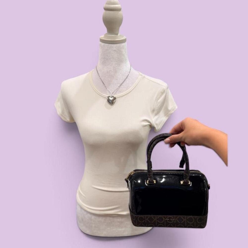 Small vintage calvin klein hand